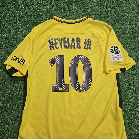 Nike PSG Neymar Jr #10 2017/2018 away yellow jersey size M Ligue 1